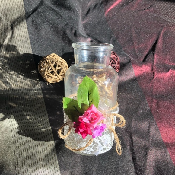 Glass Vase 🌺 - Picture 2 of 5